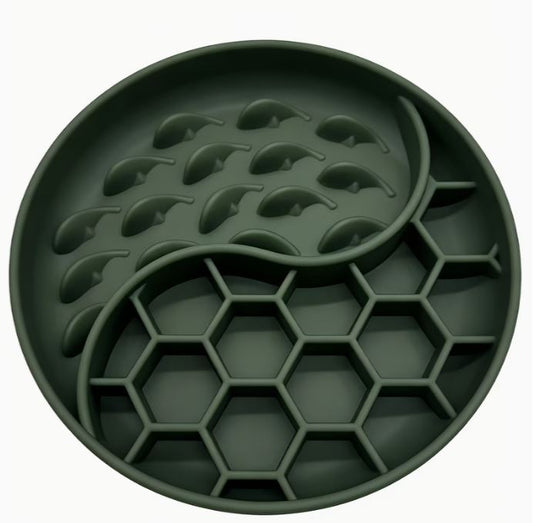 Fish and honeycomb enrichment bowl
